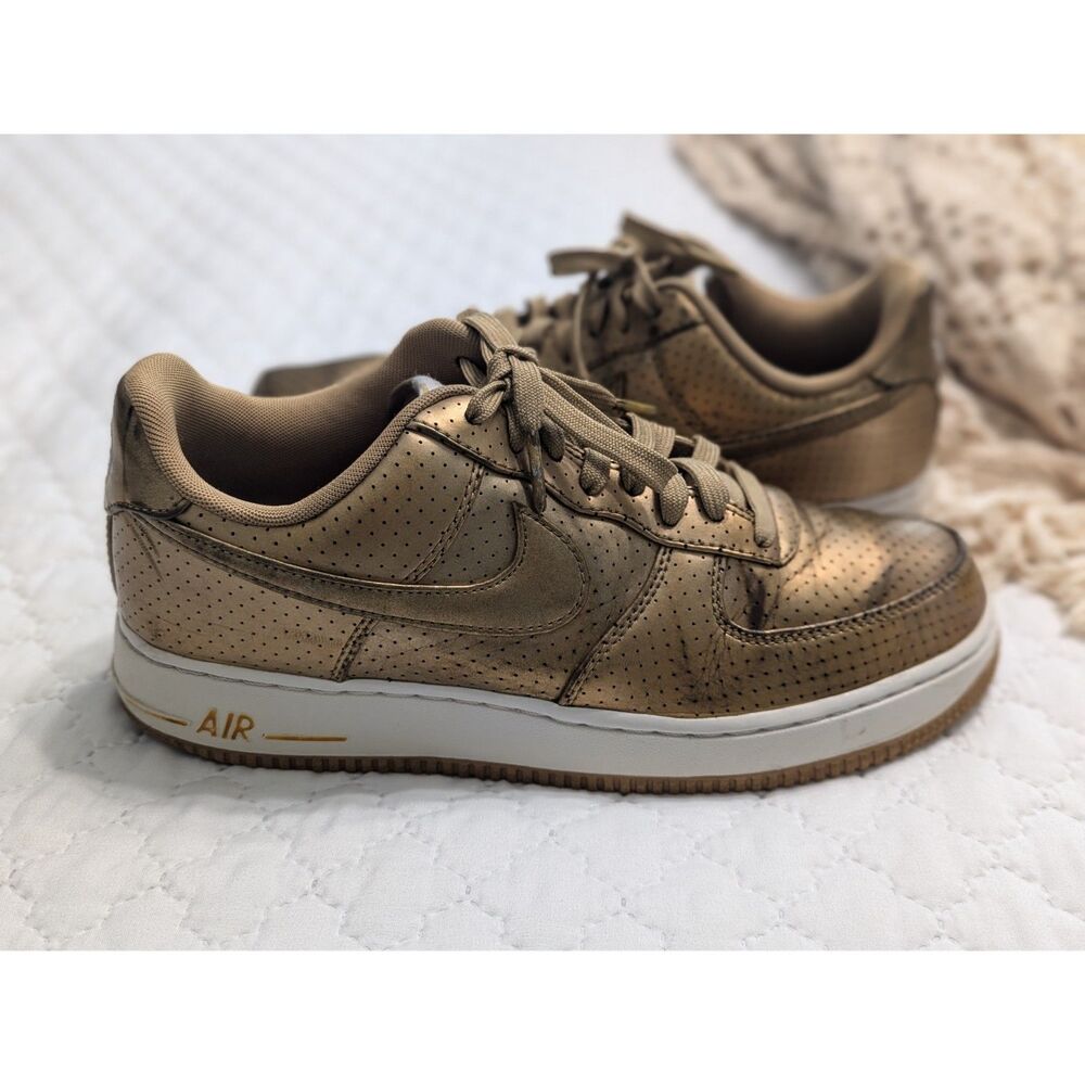 ✨ Nike Air Force 1 Low 07 LV8 Metallic Gold Mens Size 8 Sneakers Streetwear